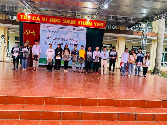 Cơ sở vật chất hiện đại và khang trang của THPT Thành phố Lai Châu