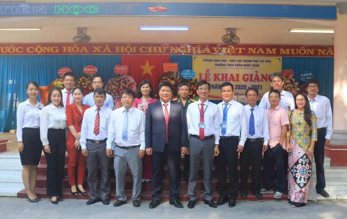 Hình ảnh đầu tiên về Trường THCS Trần Quốc Toản - Ngôi trường đào tạo thế hệ trẻ toàn diện