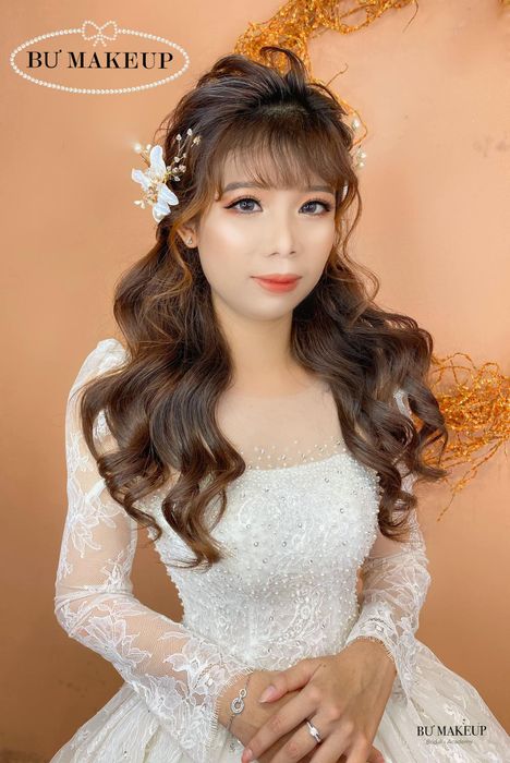 Khoảnh khắc tỏa sáng cùng phong cách trang điểm đương đại của Bư Wedding