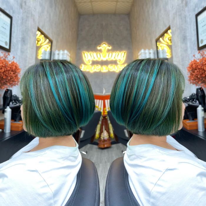Không gian sang trọng và hiện đại tại Hair Salon Đông Phong