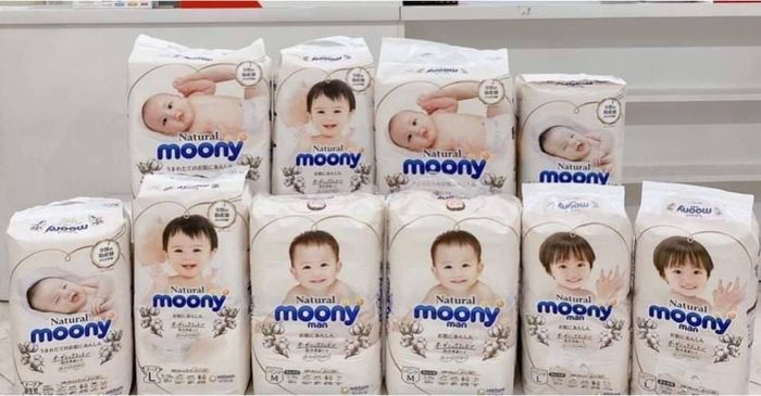 Hình ảnh chân thực bỉm Moony Natural Nhật Bản