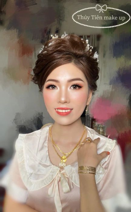 Hình ảnh Thủy Tiên Studio - Nét đẹp cô dâu toả sáng