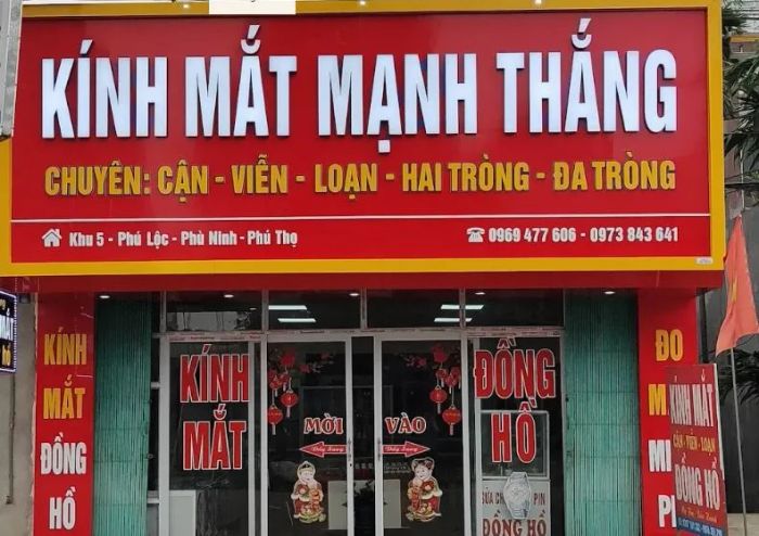 Không gian chuyên nghiệp tại Kính Mắt Mạnh Thắng