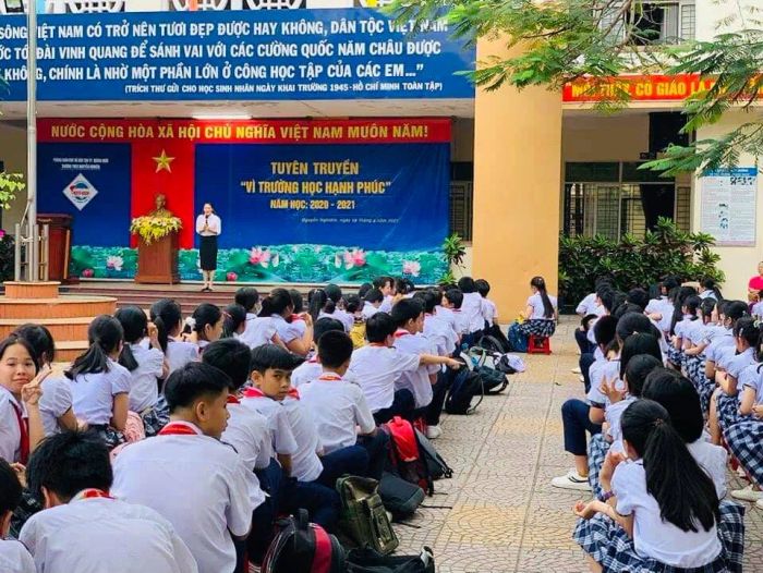 Trường THCS Nguyễn Nghiêm ảnh 1