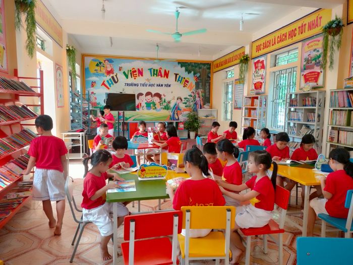 Trường Tiểu học Văn Yên - Hình ảnh 2