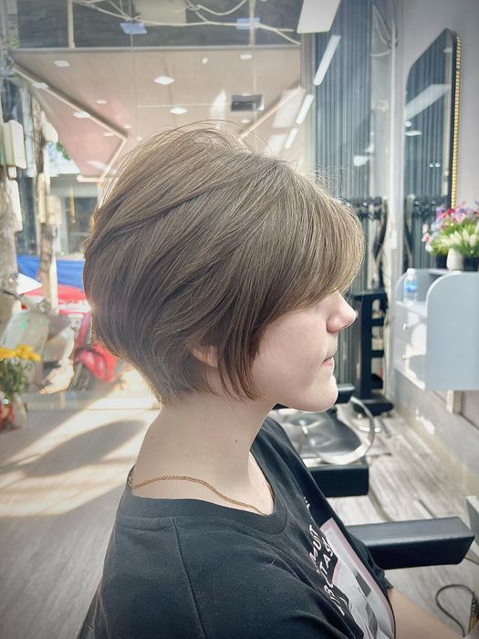 Hình ảnh không gian sang trọng tại Hair Salon Ấn Tượng