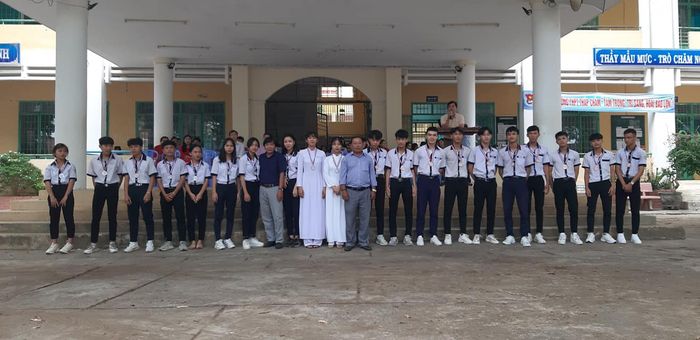 Trường THPT Tháp Chàm - Hình ảnh 1