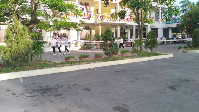 Hình ảnh Trường TH, THCS và THPT Nguyễn Bỉnh Khiêm 1