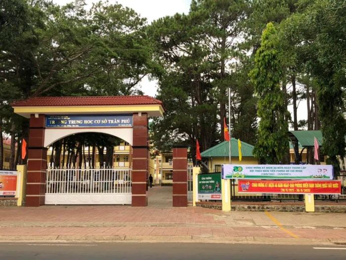 Trường THCS Trần Phú - Hình ảnh 1