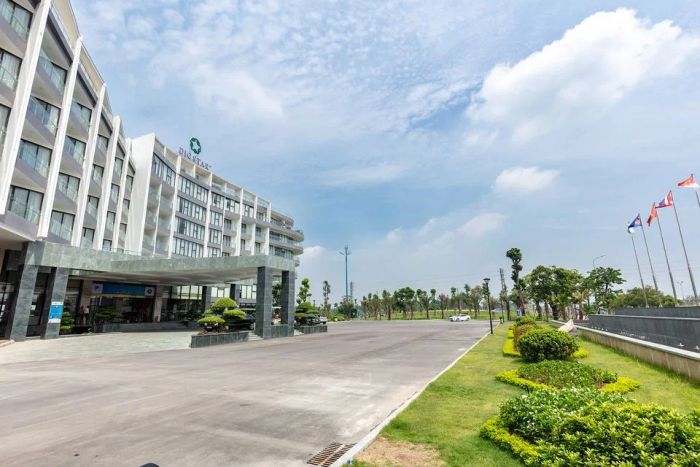 Hình ảnh DIC Star Hotels & Resorts - Kiến trúc hiện đại bên hồ Đầm Vạc