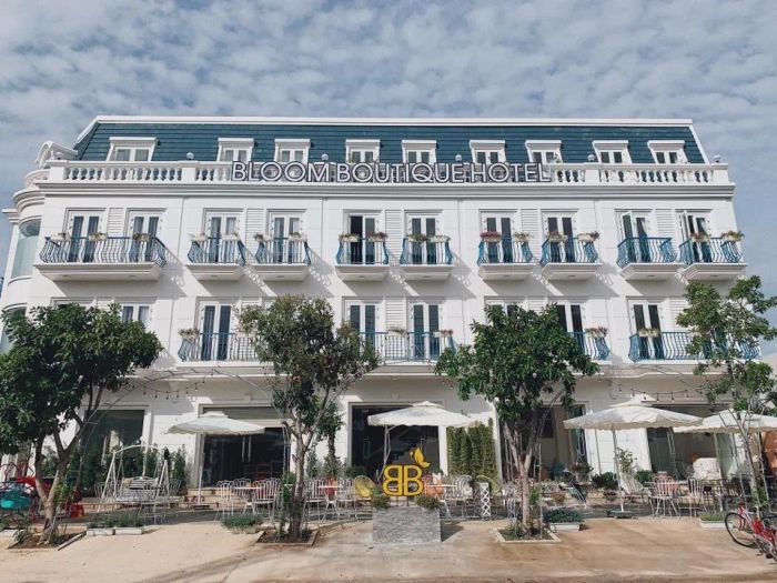Bloom Boutique Hotel - Góc check-in đầy nghệ thuật