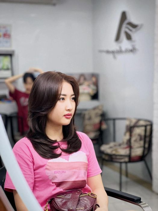Hình ảnh không gian sang trọng tại Anh Tài Hair Salon