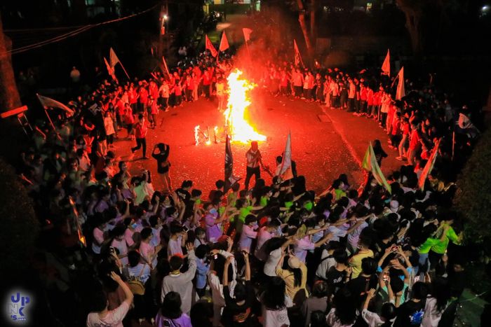 Hình ảnh hoạt động ngoại khóa sôi nổi của học sinh Nguyễn Khuyến