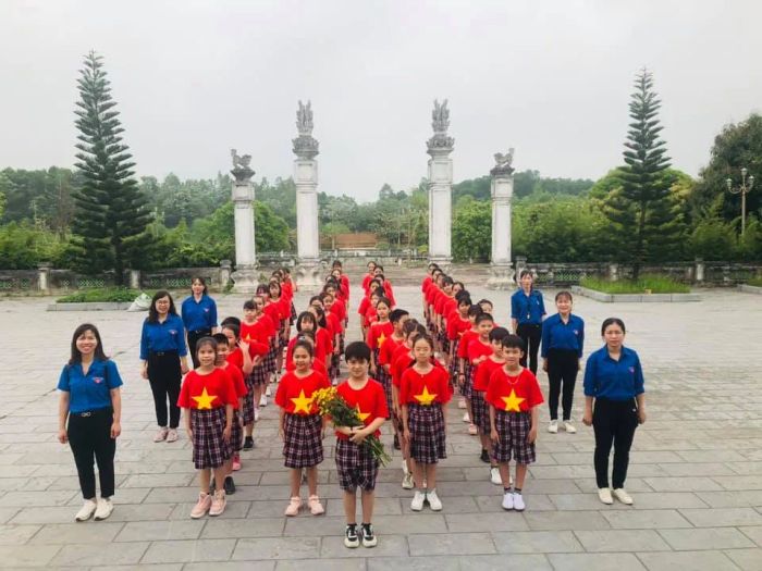 Hình ảnh giảng đường Trường Tiểu học Cổ Đông
