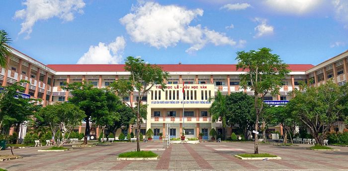 Trường THCS Nguyễn Du – Hình ảnh 1