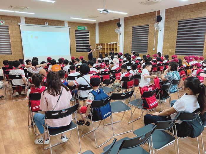 Hoạt động ngoại khóa sáng tạo ở Trường Tiểu học Mensa