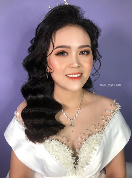 Vẻ đẹp ngọt ngào trong từng nét trang điểm từ Ann Ann Bridal