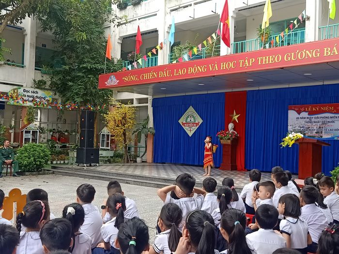 Hình ảnh nổi bật Trường Tiểu học Nguyễn Du - Kiến trúc cổ kính giữa lòng phố biển