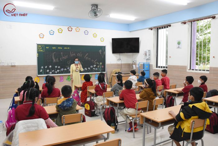 Hoạt động ngoại khóa sôi nổi tại trường Việt Nhật