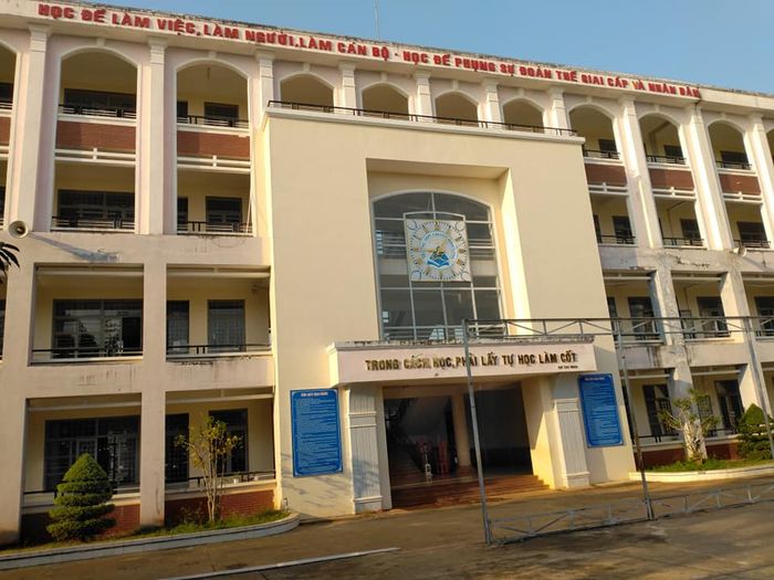 Không gian học tập hiện đại tại THPT Chuyên Bình Long
