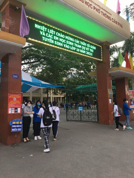 Hình ảnh ấn tượng về Trường THPT Cẩm Phả