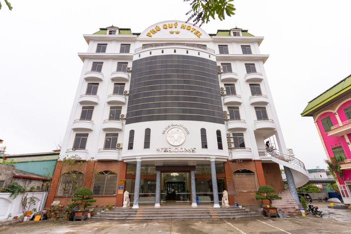 Khách sạn Phú Quý - Không gian xanh đẳng cấp 4 sao