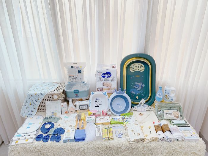 Không gian trưng bày sản phẩm tại Vui Bên Con