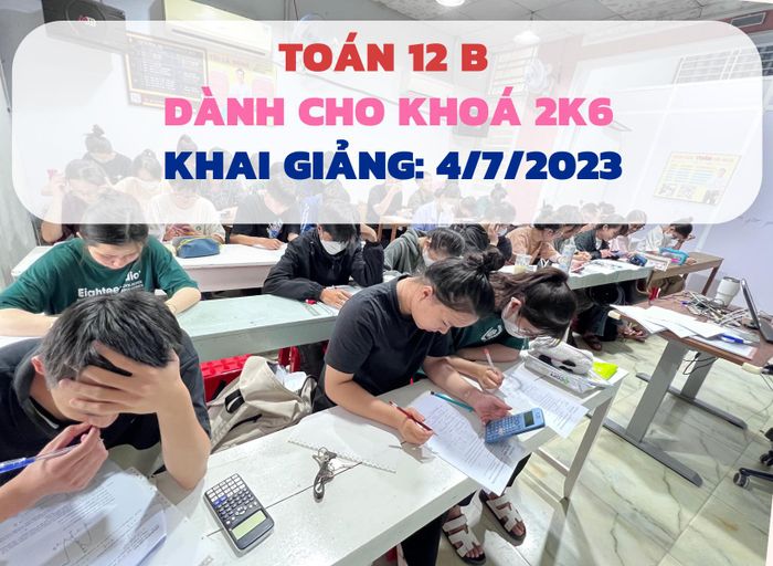 Hình ảnh học sinh say mê học tập tại lớp Toán thầy Dũng