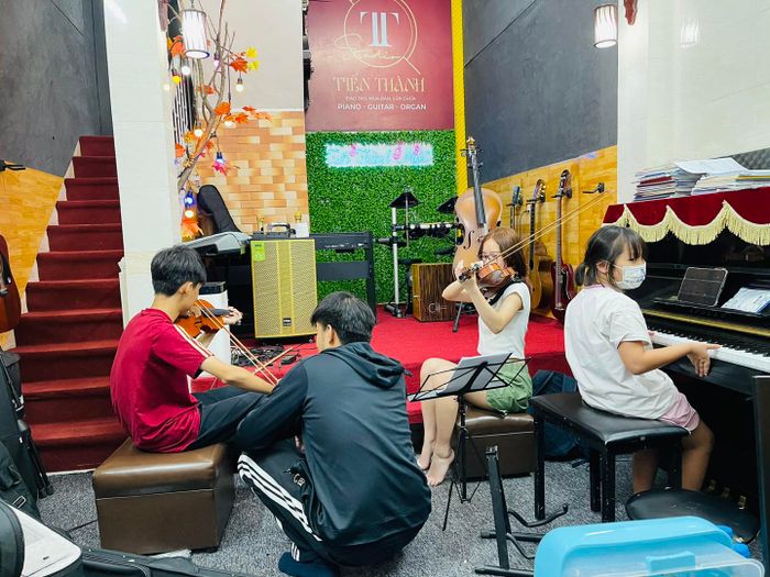 Tiến Thành Music School (Trung tâm Nghệ thuật Tiến Thành) - Hình ảnh 2