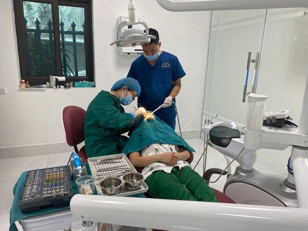 Không gian phòng khám hiện đại tại Nha khoa - Tiêm chủng T&H