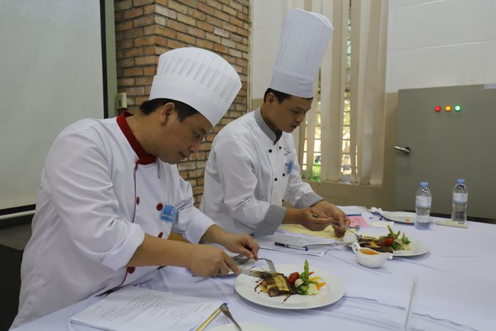 Hình ảnh khu thực hành chế biến món ăn đạt chuẩn quốc tế tại trường