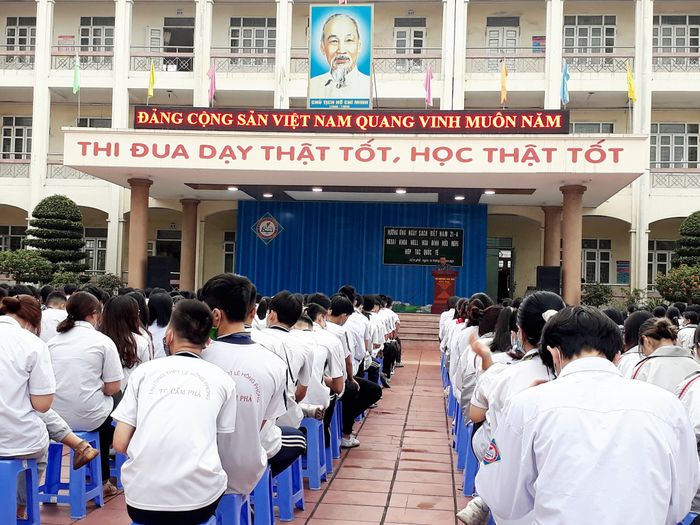 Hình ảnh hoạt động giảng dạy tại THPT Lê Hồng Phong
