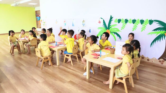 Góc sáng tạo đầy màu sắc tại Trường mầm non Song ngữ DinoKinder