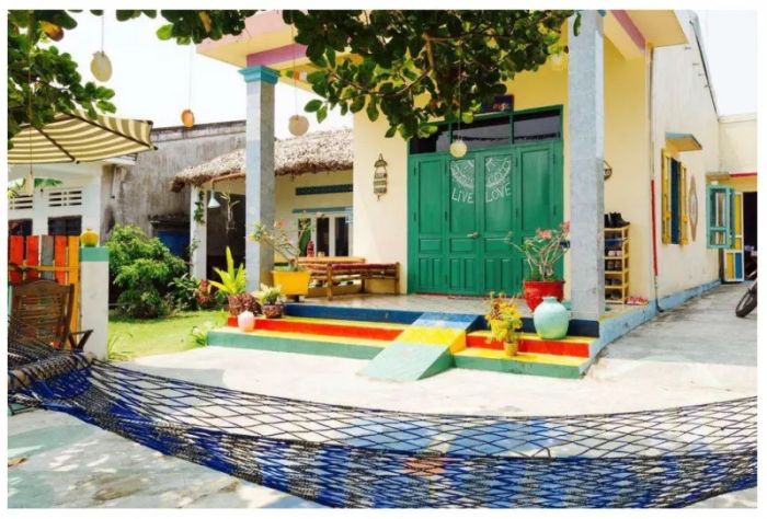 Ảnh 1: Không gian đầy màu sắc tại The Hoi An Hippie House