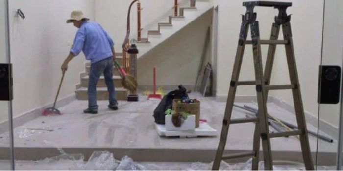 Hình ảnh thiết bị hiện đại và quy trình làm việc của Vệ sinh 24H