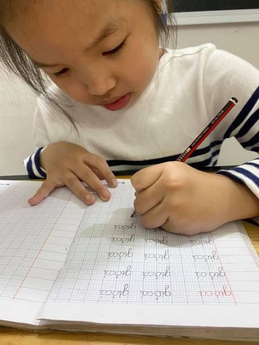 Ảnh minh họa lớp Luyện Chữ Đẹp Cô Trang - Bức 2