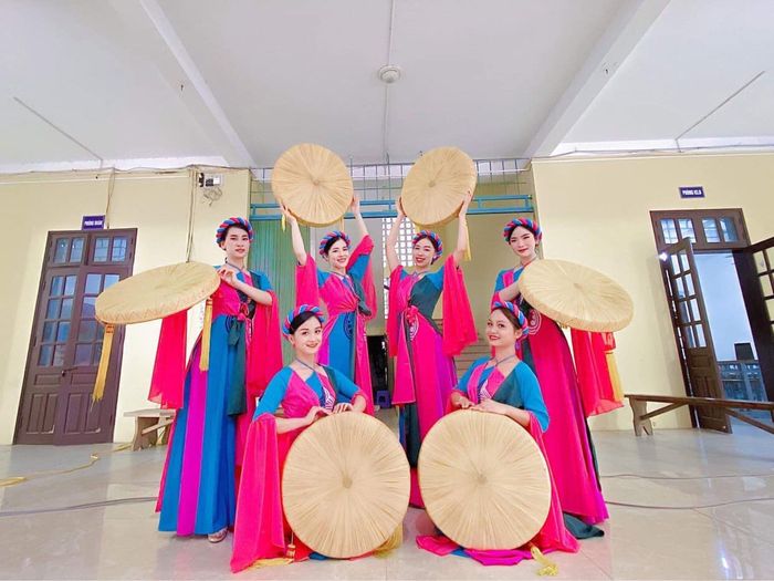 Không gian sáng tạo nghệ thuật tại Ngôi Sao Việt - Ảnh 1