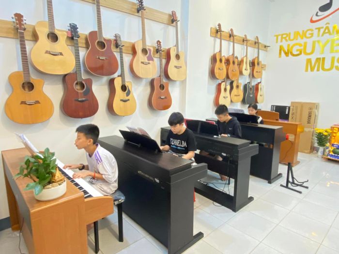 Không gian đào tạo hiện đại tại Nguyễn Nam Music