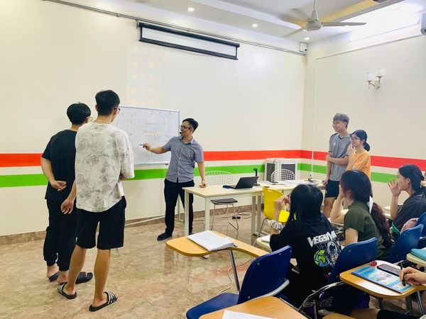 Anh ngữ Lạc Việt ảnh 1