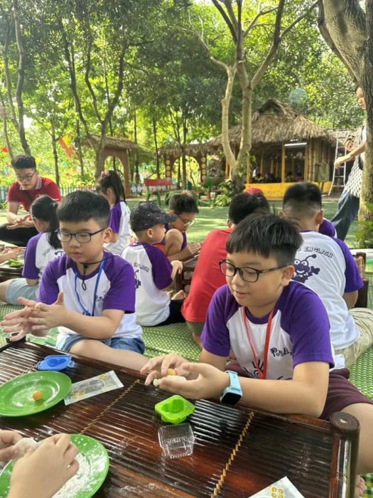 Hình ảnh lớp học tiếng Anh sinh động tại Popodoo