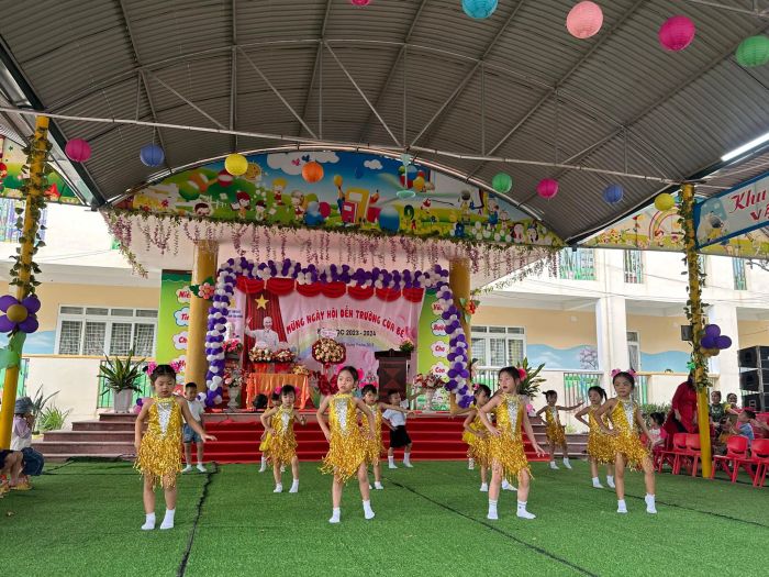 Trường Mầm Non Tân Đồng qua góc nhìn mới - Hình ảnh sống động về ngôi trường với cơ sở vật chất hiện đại, không gian xanh mát.