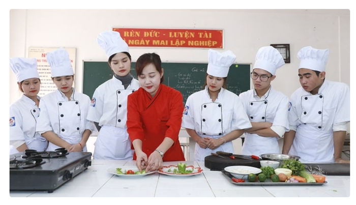 Hình ảnh đầu tiên giới thiệu Trường Cao đẳng nghề Việt Úc (VAVC) - nơi đào tạo chất lượng