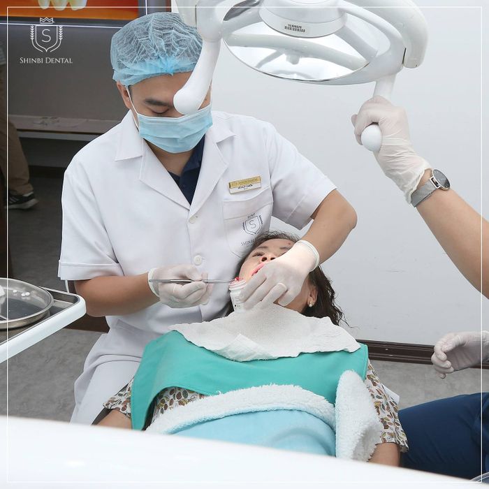 Hình ảnh không gian hiện đại tại Viện Công Nghệ Nha Khoa Thẩm Mỹ Shinbi