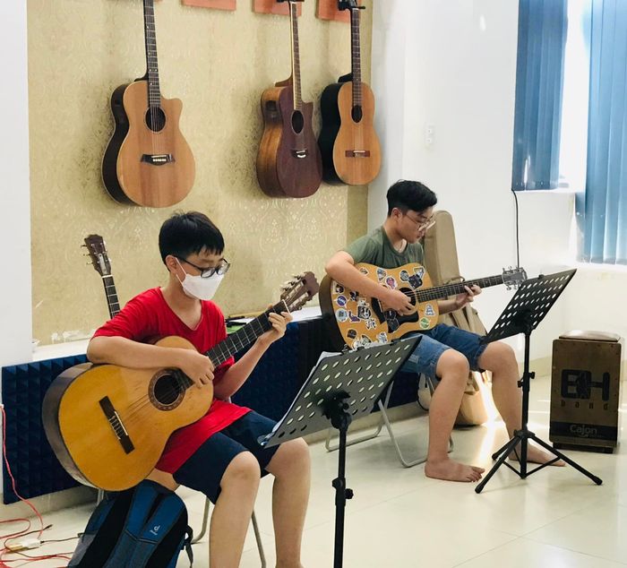 Không gian học tập hiện đại tại Music & Color
