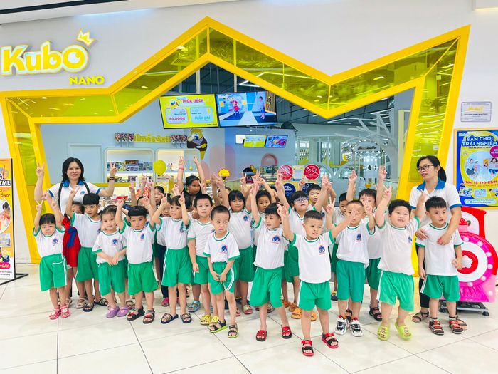 Góc vui chơi ngoài trời tại Trường Mầm Non Khai Minh