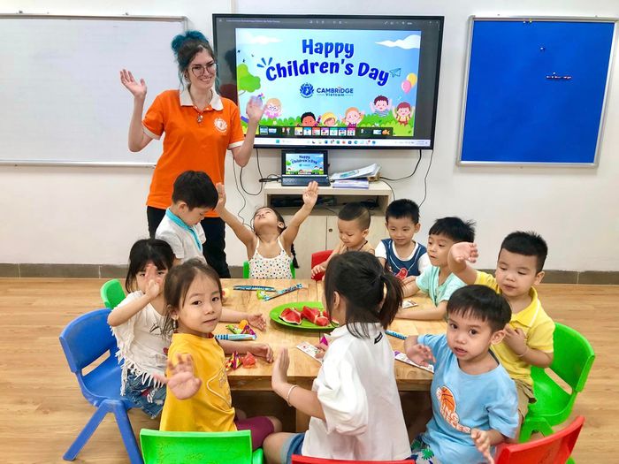 Hoạt động học tập tương tác tại Cambridge Phúc Yên