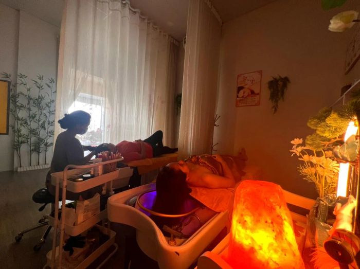 Không gian ấm cúng và chuyên nghiệp tại JANNY LE Beauty & Academy