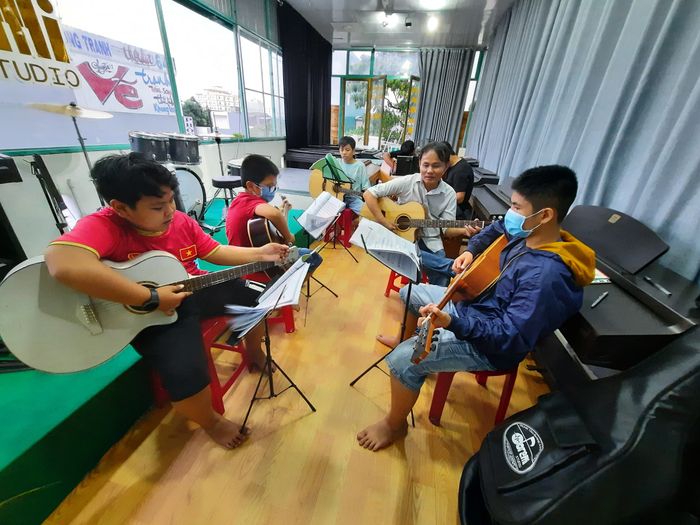 Trung Tâm Đào Tạo Âm Nhạc Đô Rê Mi Quảng Ngãi hình ảnh 2