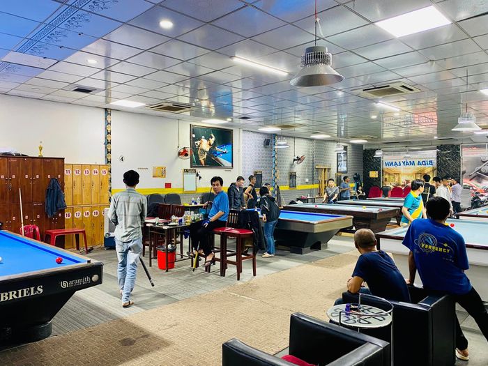 Không gian chơi bida hiện đại tại Thuận Ken Billiardclub