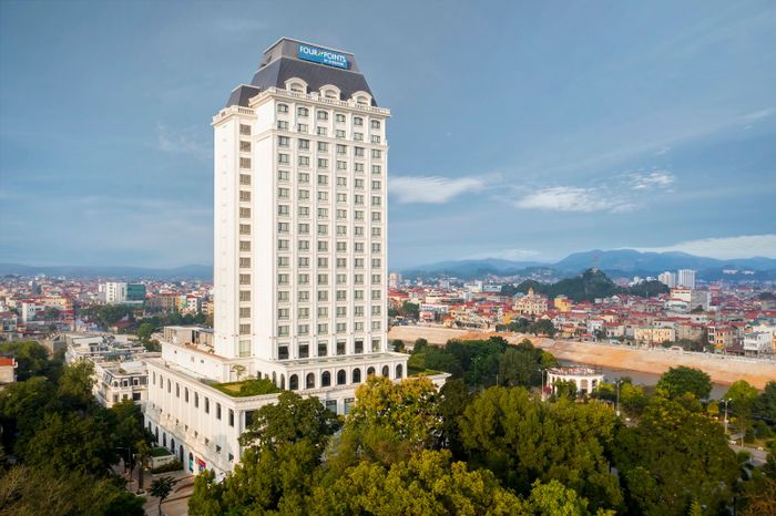 Four Points by Sheraton Lang Son - Tầm nhìn toàn cảnh thành phố từ trên cao